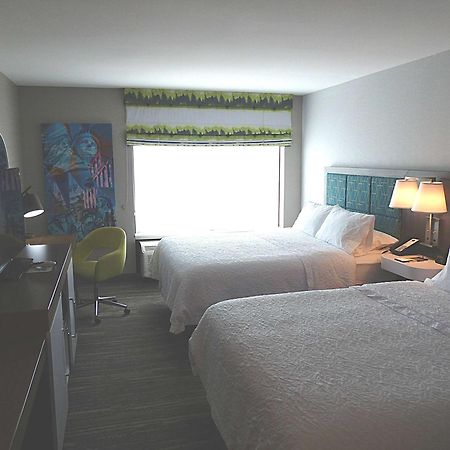 Hampton Inn By Hilton Paramus Esterno foto